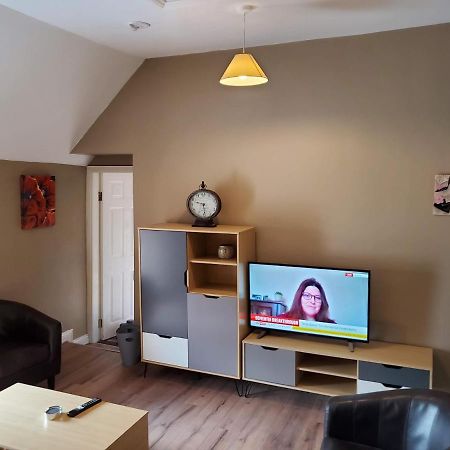 Apt. 2 - Town Centre Apartment Bagenalstown Eksteriør bilde